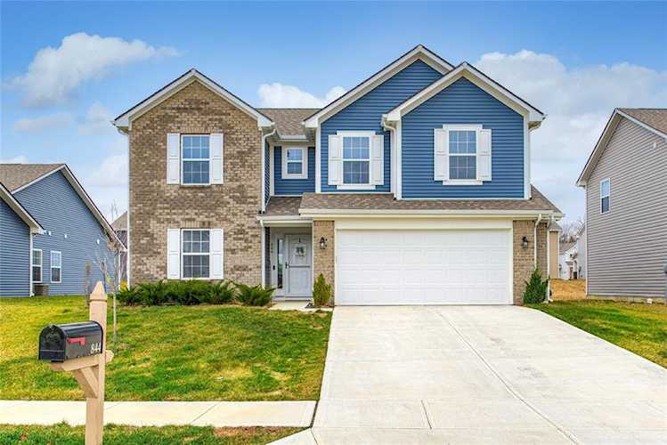 844 Declaration Dr Pittsboro, IN 46167 | MLS 21897101 Photo 1