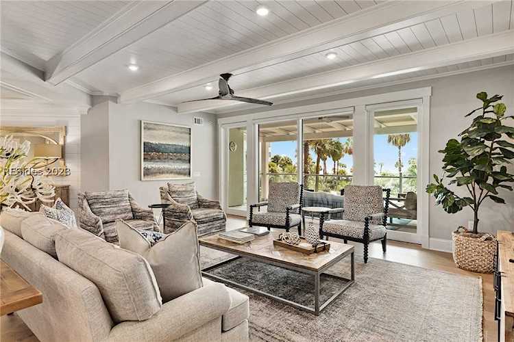 10 N Forest Beach Dr #PH 2 Hilton Head Island, SC 29928
