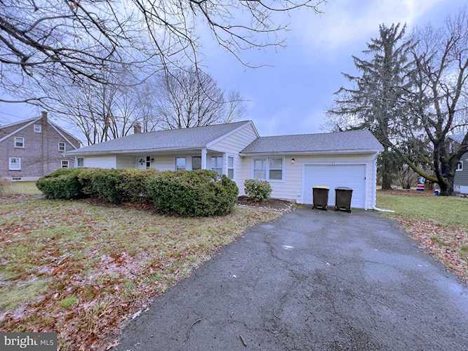 645 Trumbauersville Rd Quakertown, PA 18951