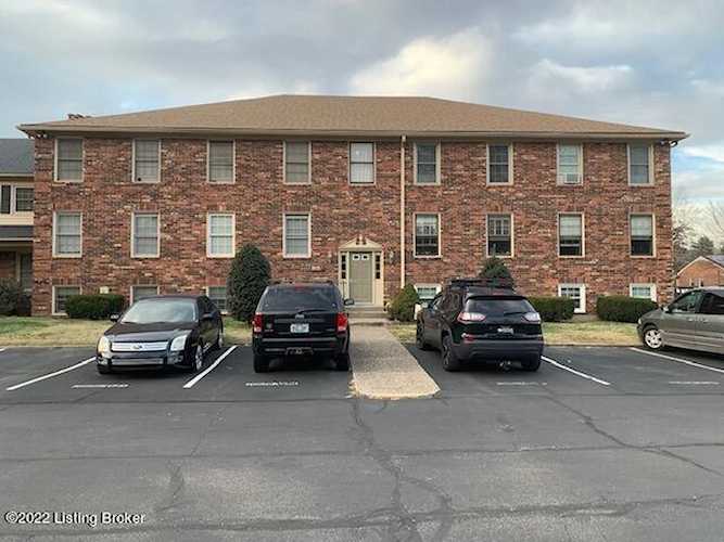 8139 Lake Ave #C1 Louisville, KY 40222