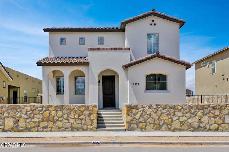 2209 Tony Harper St El Paso, TX 79938
