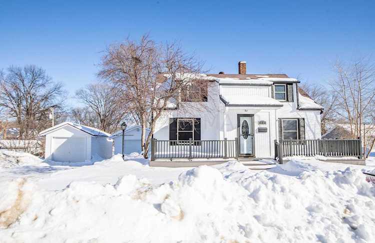 415 Bowling Ave Detroit Lakes, MN 56501 | MLS 23-419 Photo 1