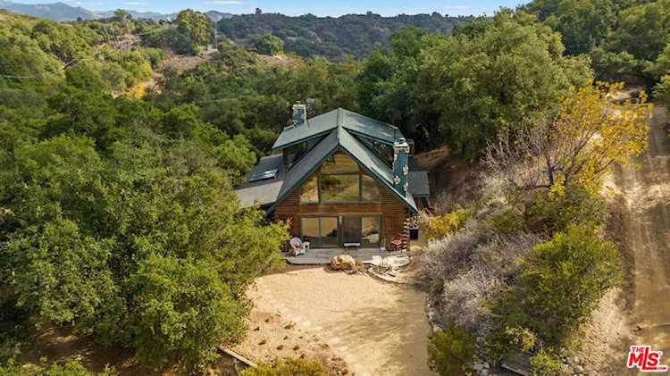 1233 Greenleaf Canyon Rd Topanga, CA 90290