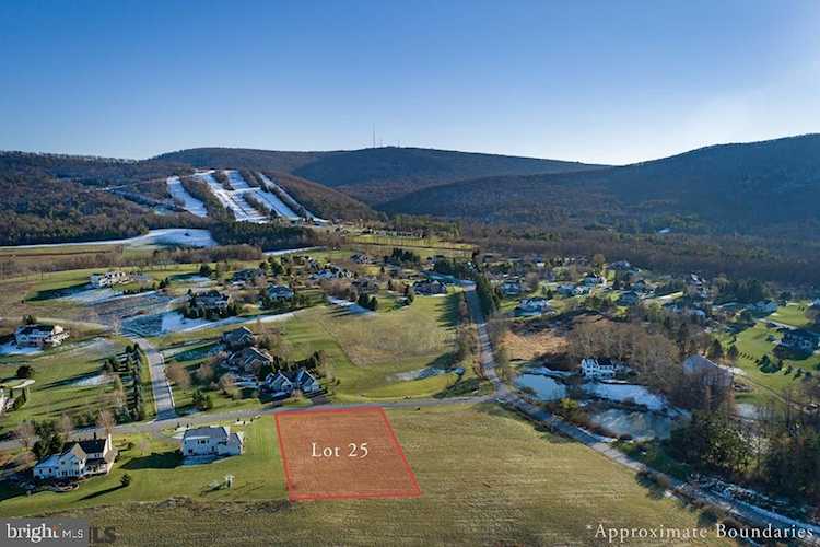 115 Roundhill Rd Boalsburg, PA 16828