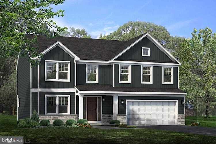 154 Phoebe Rd Port Matilda, PA 16870