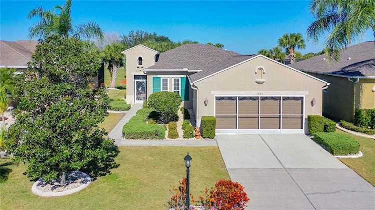 1047 Regal Manor WAY Sun City Center, FL 33573