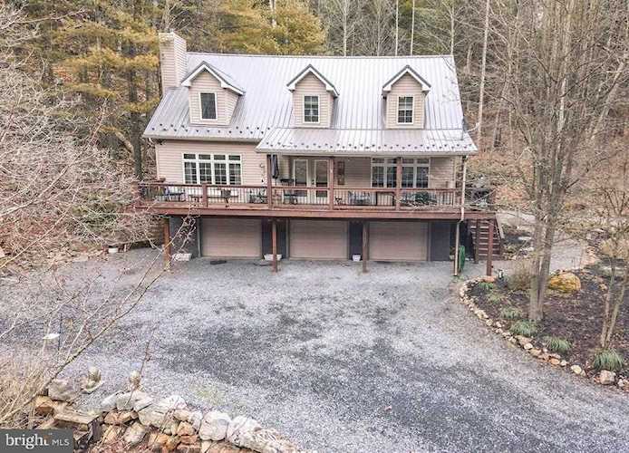 11894 Tuckers Ln Huntingdon, PA 16652 | home for sale | KBB Photo 1
