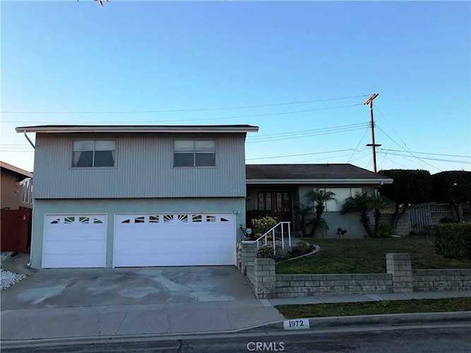 1972 W 231st St Torrance, CA 90501 | MLS SB23012577 Photo 1