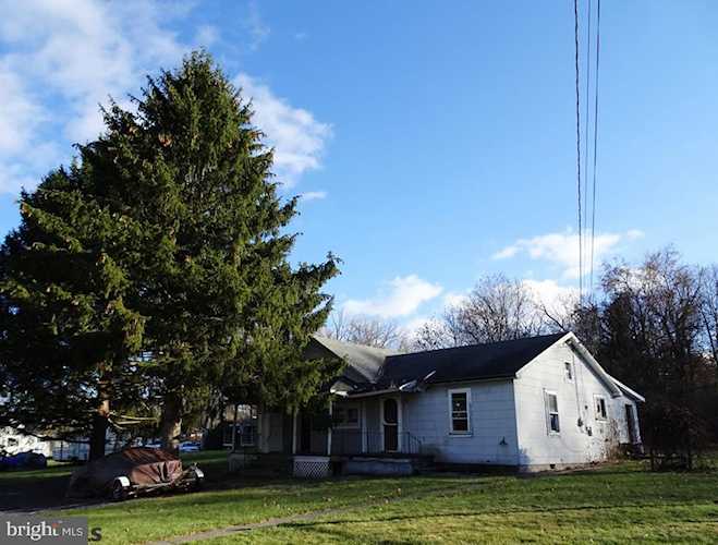 206 Elm Rd Moshannon, PA 16859