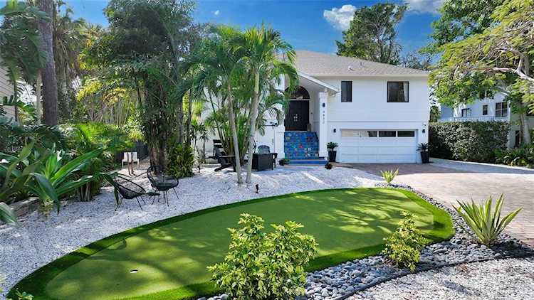 4832 Givens Ct Siesta Key, FL 34242