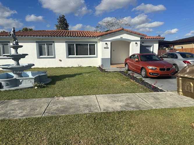 15723 SW 298th Ter Homestead, FL 33033