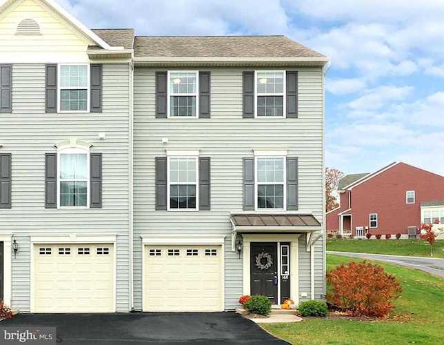 168 Kestrel Ln Boalsburg, PA 16827 | home for sale | KBB Photo 1