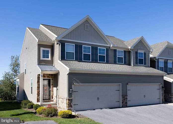 132 Towhee Dr Boalsburg, PA 16827 | home for sale | KBB Photo 1