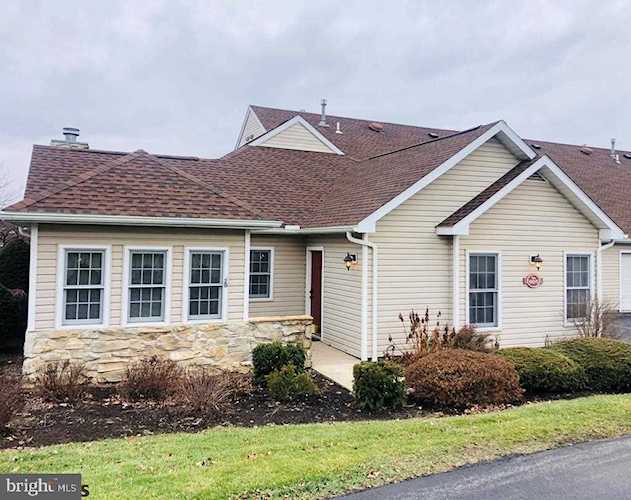 3301 Shellers Bend Bend #905 State College, PA 16801 | home for sale | KBB Photo 1