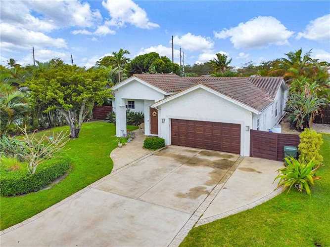 3665 NE 4th Avenue Boca Raton, FL 33431