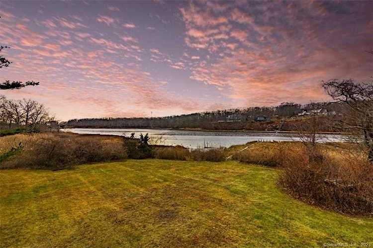 14 Gada Road East Lyme, CT 06357