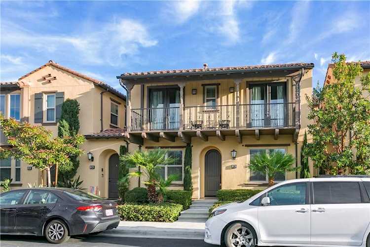 186 Excursion Irvine, CA 92618