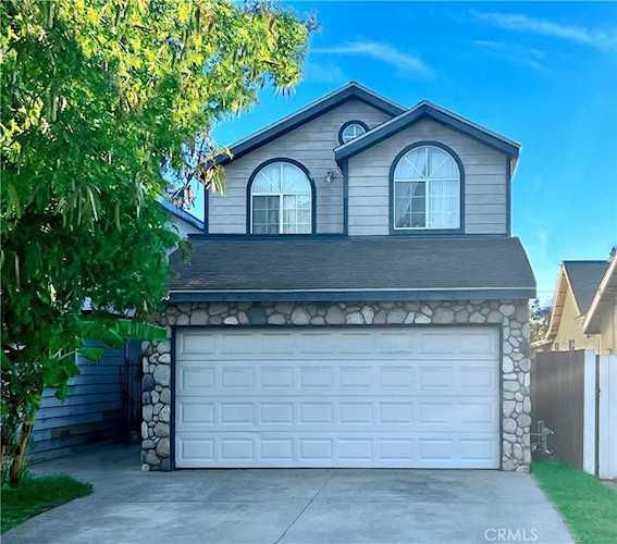 2236 E Poppy St Long Beach, CA 90805 | MLS SB22242572 Photo 1
