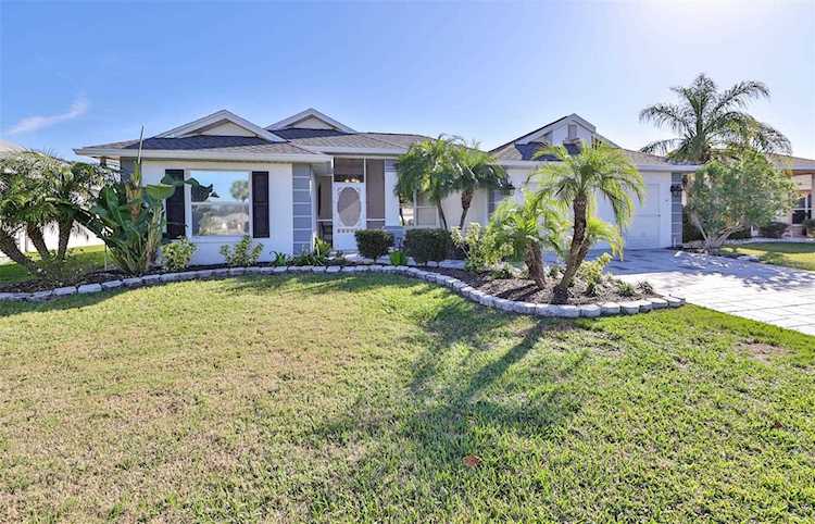 1909 E Del Webb Blvd Sun City Center, FL 33573