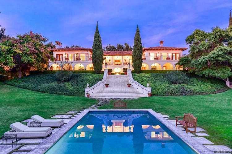 18104 Via Roswitha Rancho Santa Fe, CA 92067