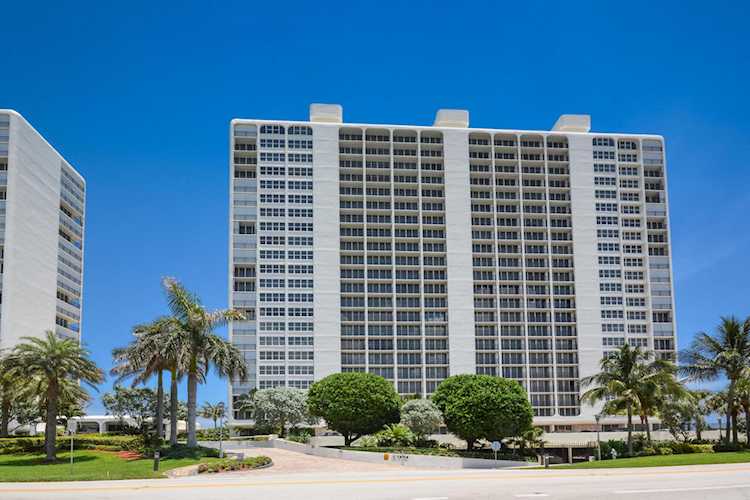 2800 S Ocean Boulevard #17 B Boca Raton, FL 33432