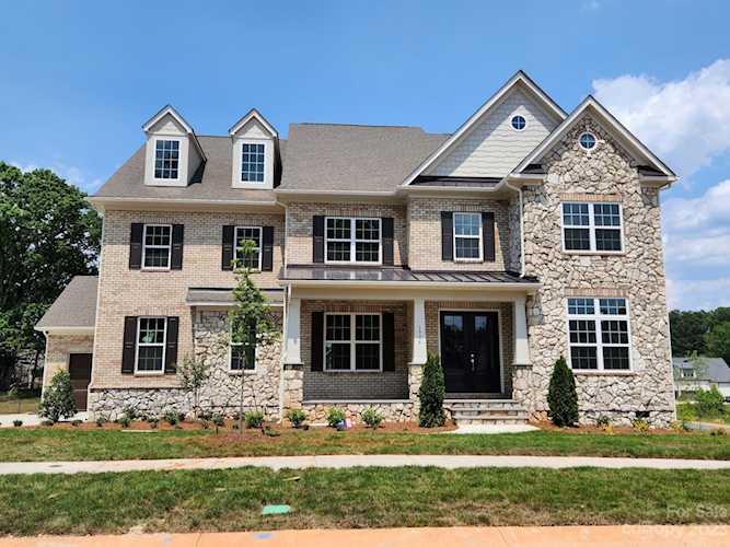 1904 Kenmere Ln Charlotte, NC 28270
