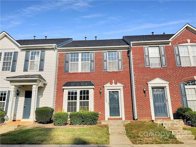 3028 Misty Harbor Circle Cramerton NC 28032 | MLS #3914819 | Hendrix Properties Photo 1