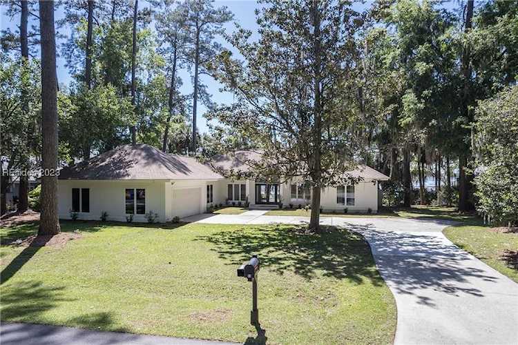 66 Winding Oak Dr Okatie, SC 29909