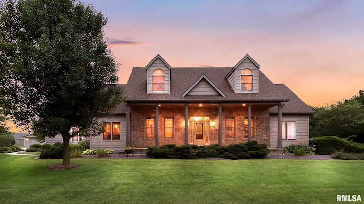 26401 Schuck Rd Washington, IL 61571