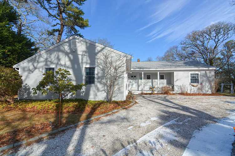 54 Driftwood Lane South Yarmouth, MA 02664
