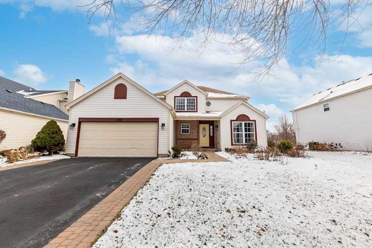 1881 Pebblestone Dr Romeoville, IL 60446
