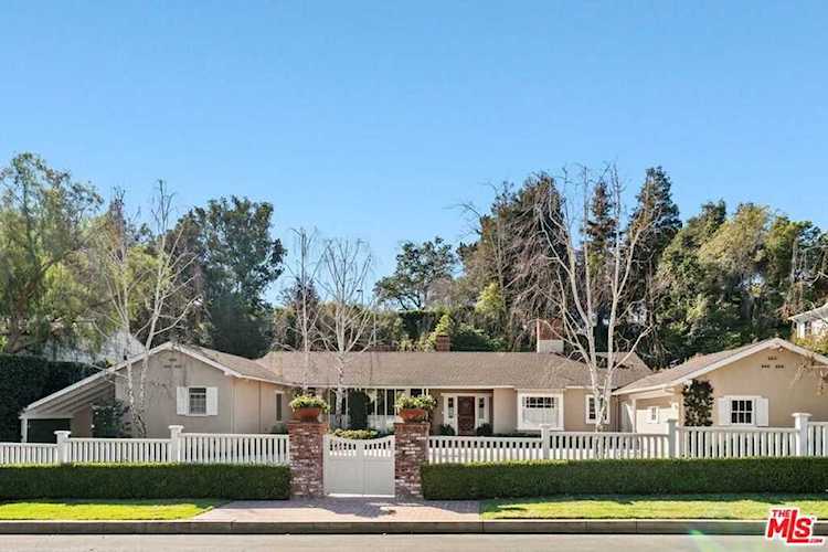 335 Homewood Rd, Los Angeles, CA 90049 | RubyHome Photo 1