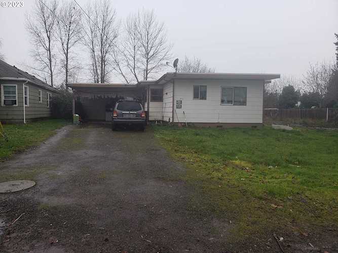370 Wilkie ST Eugene, OR 97402