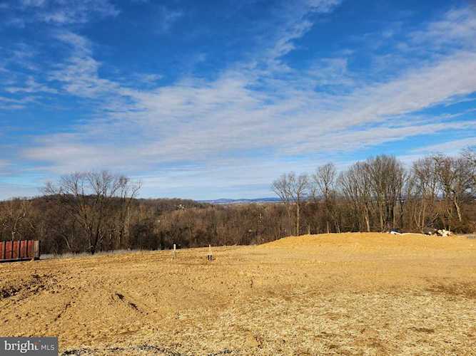 421 Hempfield Hill Rd Columbia, PA 17512