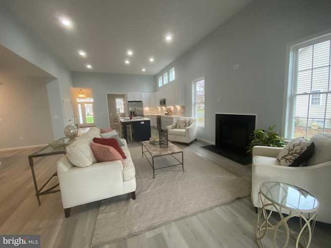6 Plantation Ct Ocean View, DE 19970