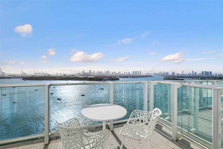 1100 West Ave #1614 Miami Beach, FL 33139