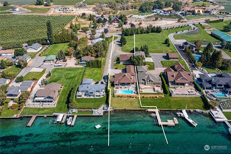 48 Harding Ln Manson, WA 98831