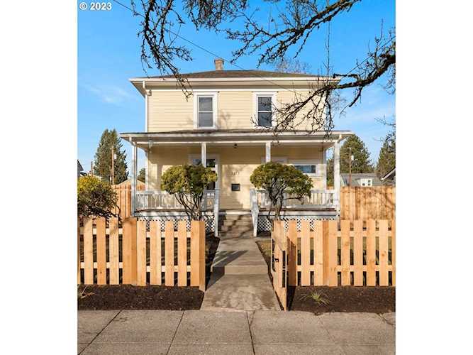 7817 N Portsmouth AVE Portland, OR 97203