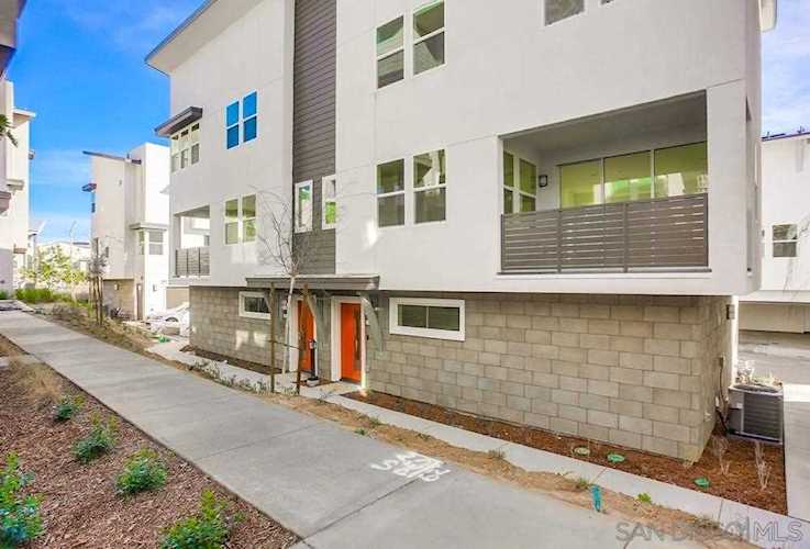 10427 Newbliss Way San Diego, CA 92126