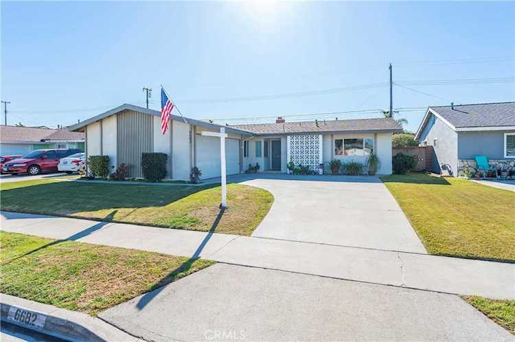 6682 Acacia Ave Garden Grove, CA 92845 | MLS OC23011616 Photo 1