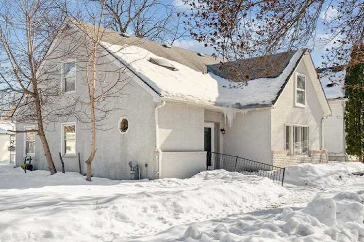 1064 Humboldt Avenue West Saint Paul, MN 55118
