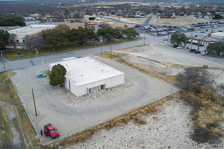 704 Bedell Del Rio, TX 78840 MLS 203878