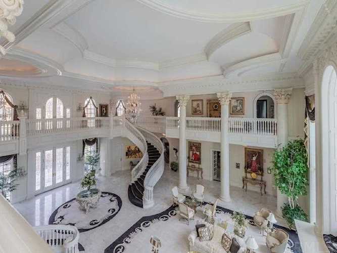 F.C. Tucker Emge Homes for Sale 7700 Henze Road Evansville IN