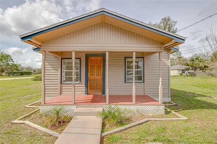 385 S 9th Ave Bartow, FL 33830