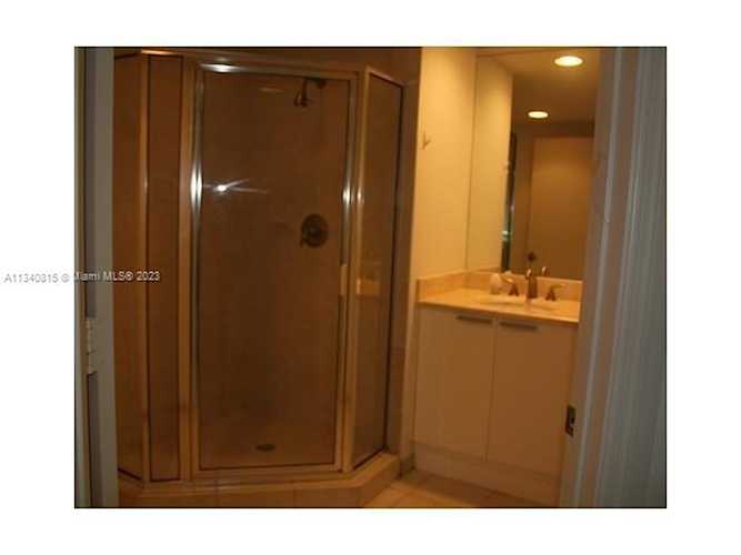 15051 Royal Oaks Ln #603 North Miami Beach, FL 33181