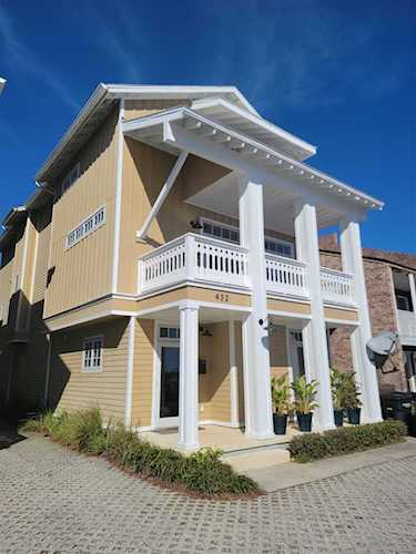 432 Bayfront Pkwy #A Pensacola, FL 32502 | MLS 621733 Photo 1