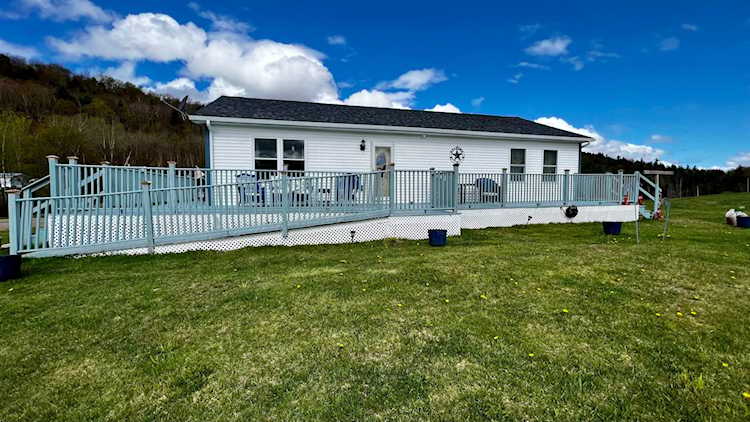 1329 Main St North Bakersfield, VT 05450