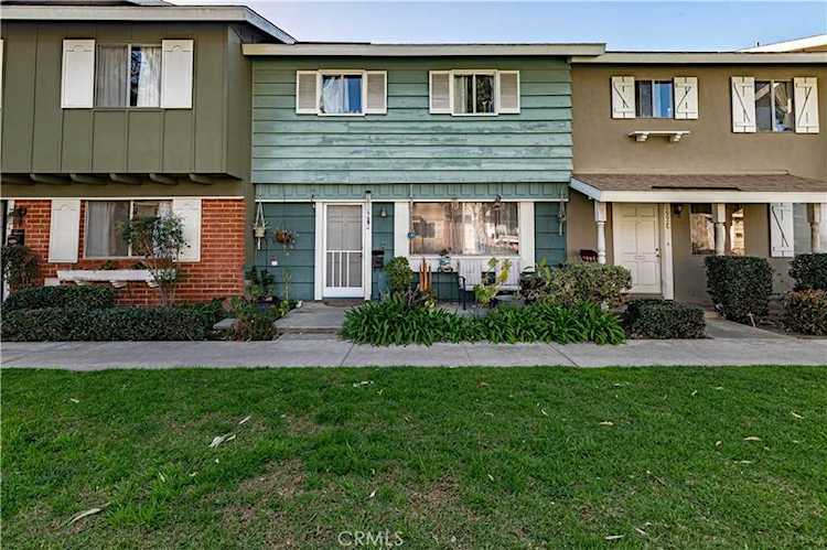 19930 Vermont Ln Huntington Beach, CA 92646