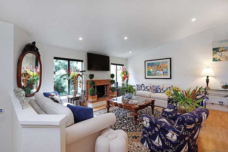 2488 Azure Coast La Jolla, CA 92037
