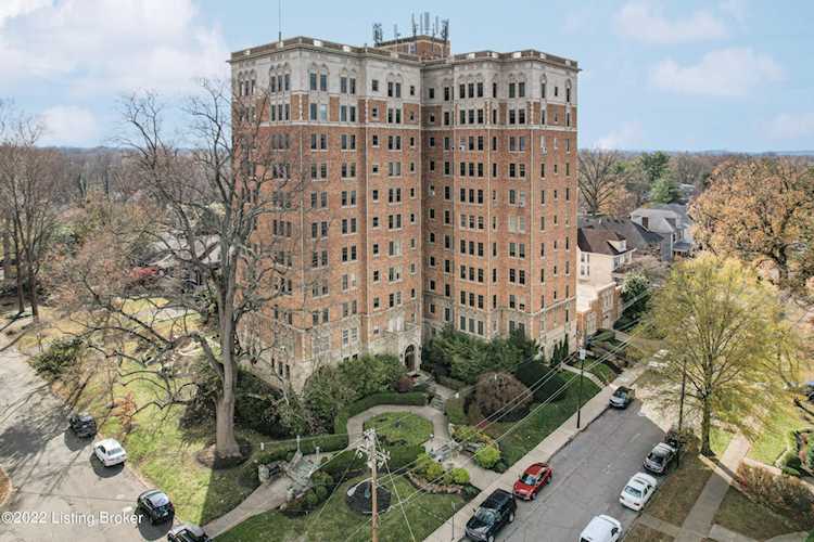 2140 Bonnycastle Ave #3E Louisville, KY 40205 | MLS 1626819 Photo 1